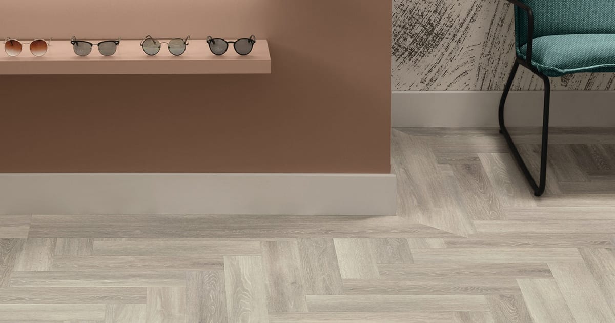 ❶ホワイトサポテ接木　マクディル耐寒性 Fortitude 5601V in color White Sand | Commercial Vinyl Flooring